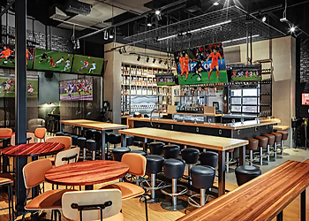Buffalo Wild Wings Sacramento - Sacramento, CA Sports Bars