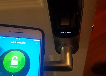 Bulldog Locksmith & Access Control - Irving, TX Locksmiths - Team Working Image