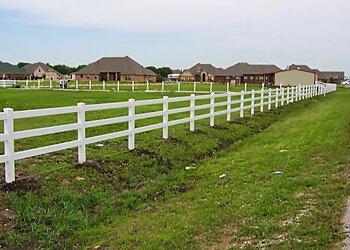 Fort Worth Fencing Contractors Buzz Custom Fence