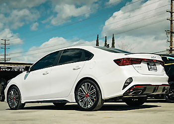 Glendale Auto Body Shops CARSTAR Glenoaks Collision Center Glendale