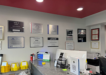 Los Angeles Auto Body Shops CARSTAR Lucky Body Shop