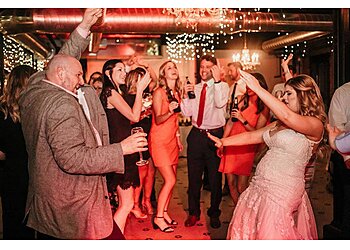 Tulsa Djs CG Entertainment DJ & Photo Booth