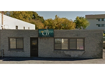 3 Best Seafood Restaurants In Syracuse Ny Threebestrated Cj S Seafoods