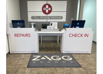 Samsung S10+ (Broken Screen FOR REPAIR / PARTS) - Cell Phones - Facebook