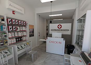 CPR Cell Phone Repair Jersey City - Jersey City, NJ Cell Phone Repair - Business Interior Image