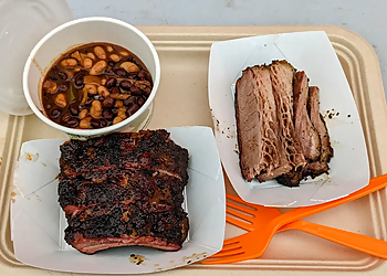 CR Midnight Smoker BBQ  Cedar Rapids Barbecue Restaurants image 1