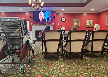 Cambridge Assisted Living Facilities Cadbury Commons