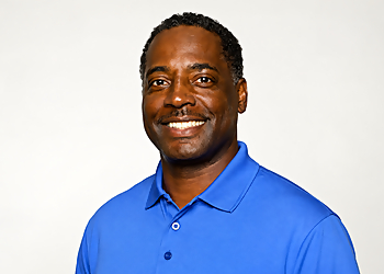 Caesar Blue - GEICO Caesar Blue - Fayetteville, NC Insurance Agents - Professional Portrait Image
