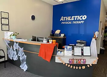 Dallas Physical Therapists Caesar R., PT - ATHLETICO PHYSICAL THERAPY - DALLAS (ABRAMS)