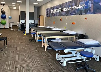 Dallas Physical Therapists Caesar R., PT - ATHLETICO PHYSICAL THERAPY - DALLAS (ABRAMS)