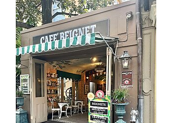 New Orleans Cafe Cafe Beignet