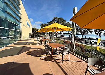 Cafe Clementine - St Petersburg, FL Bakeries - Restaurant Exterior Image