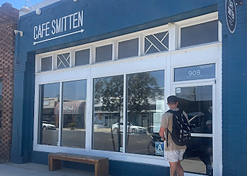 Bakersfield Cafe Cafe Smitten