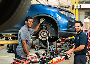 Detroit Auto Body Shops Caliber Collision Ferndale