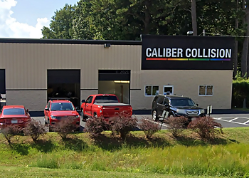 Caliber Collision Newport Newport News Auto Body Shops image 1