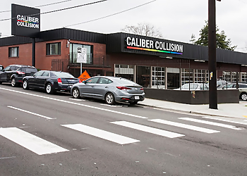 Caliber Collision Seattle Seattle Auto Body Shops image 1