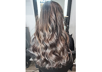 Capelli Salon - Cambridge, MA Hair Salons - Client Service Image