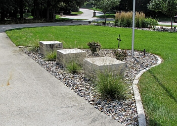 Des Moines landscaping company Capital Landscaping