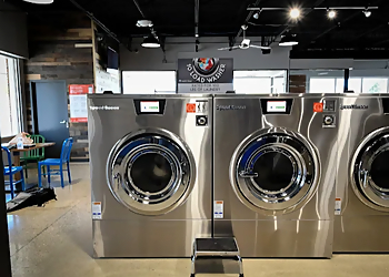 Milwaukee Laundromats Capitol Quick Wash Laundromat
