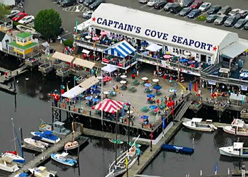 Captain's Cove - Bridgeport, CT Seafood Restaurants - Restaurant Exterior Image