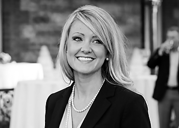Cara Gilliland, OD - Huntsville, AL Pediatric Optometrists - Doctor Portrait Image