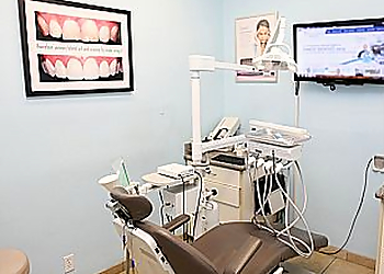 Glendale Cosmetic Dentists Carlos C. Garcia, DDS - BRIGHT SMILES DENTAL STUDIO