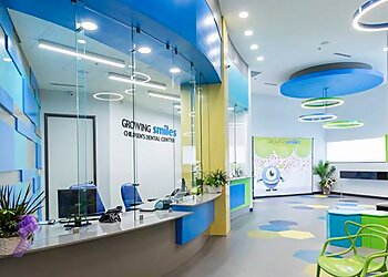 McAllen Kids Dentists Carlos Mohamed, DDS - GROWING SMILES CHILDREN'S DENTAL CENTER