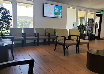 Santa Ana Gastroenterologists Carlos Saad, MD - UCI HEALTH-TUSTIN