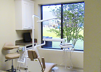 Baton Rouge Cosmetic Dentists Carlos Suadi, DDS - BR DENTAL CARE