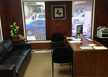 Cars and Credit Master - Garland, TX Used Car Dealers - Business Interior Image