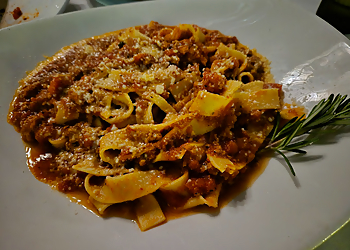 Casa La Luna Cleveland Italian Restaurants image 1