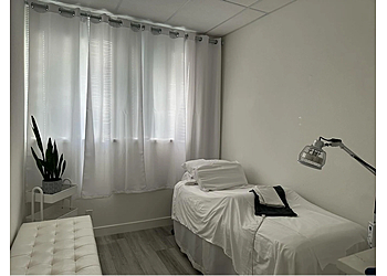 Thousand Oaks Acupuncture Castano Wellness