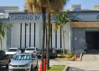 Tampa Caterers Catering By The Family