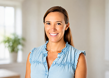 Catherine McIntosh, PT, DPT - THERAPYSOUTH - Birmingham, AL Physical Therapists - Doctor Portrait Image