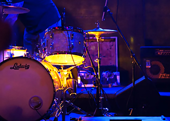 Visalia Night Clubs Cellar Door