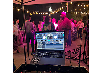 Center State DJ’s - Modesto, CA Djs
