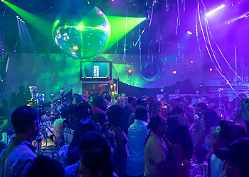 Virginia Beach Night Clubs Central 111