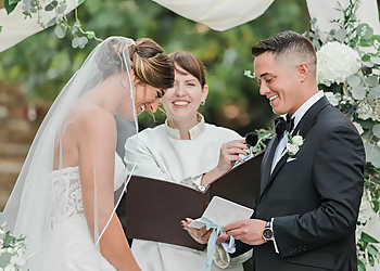 Baltimore Wedding Officiants Ceremony Officiants - Rev. Laura Cannon & Associates