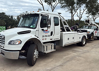 Cernosek Wrecker Service - Pasadena, TX Towing Companies - Service Vehicle Image