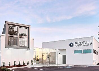 Nashville Plastic Surgeon Chad Robbins, MD, FACS - ROBBINS PLASTIC SURGERY