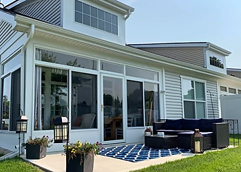 Milwaukee Window Companies Champion Replacement Windows of Milwaukee