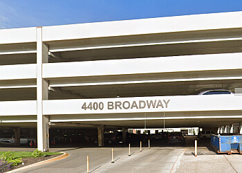 Kansas City Pediatricians Charles V. Moylan, MD - PEDIATRIC ASSOCIATES