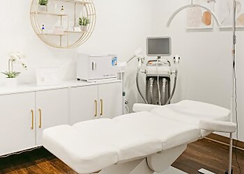 Augusta Dermatologists Charlotte Smith Hand, MD - DERMATOLOGY AND SKIN CANCER CENTER OF AUGUSTA