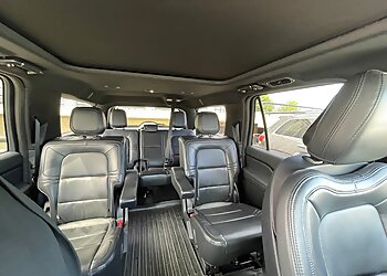 Milwaukee Limo Service Chauffeur Everywhere Worldwide Ground Transportation