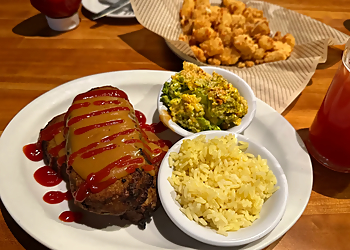 Cheddar's Scratch Kitchen Chattanooga  Chattanooga American Restaurants image 1