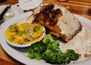 Cheddar's Scratch Kitchen Tulsa Tulsa American Restaurants image 1