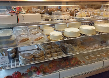 3 Best Cakes In Rochester, Ny - Expert Recommendations