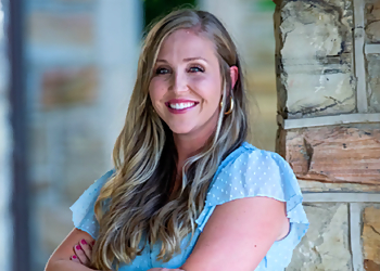 Chelsea Hartsell Arthur, DDS - ARTHUR & ARTHUR DENTISTRY High Point Dentists image 1