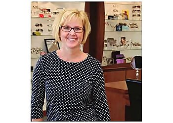 Cheree Wilhelmsen, OD - INNOVATIVE EYE CARE Bakersfield Pediatric Optometrists image 1