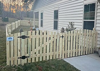 Richmond Fencing Contractors Chesterfield Fencing & More, LLC